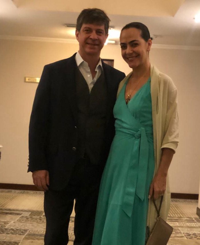 Eles Acontecem 1 Samba no Uruguai: Dani Marie e Marcelo Misailidis, coreógrafos da escola de samba Beija-Flor, clicados no Museo de Carnaval, durante o 'workshop' que ele ministrou a convite da embaixada brasileira em Montevidéu. No encontro, o consagrado bailarino falou do surgimento das escolas de samba, da montagem do enredo e da comissão de frente.