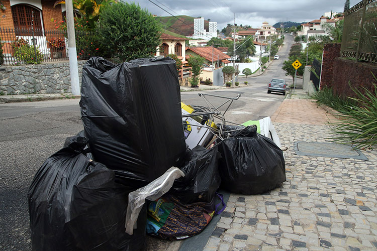 RUA-ANE-GÁRIOS-BAIRRO-BOM-CLIMA-
