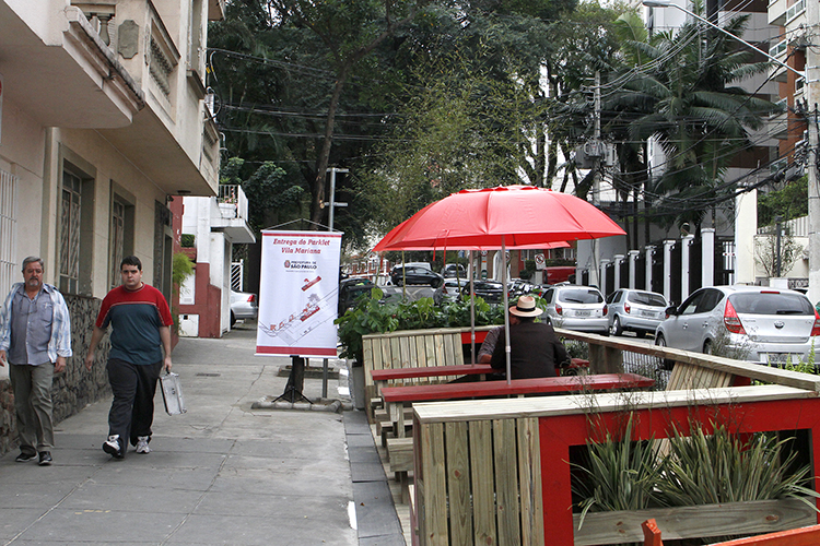 parklet sp Heloisa Ballarini SECOM