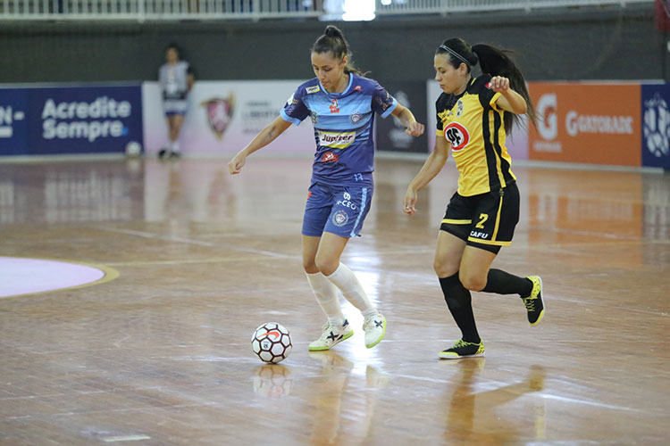 Marina-Loures-Cianorte-Futsal-by-Divulgação-Conmebol