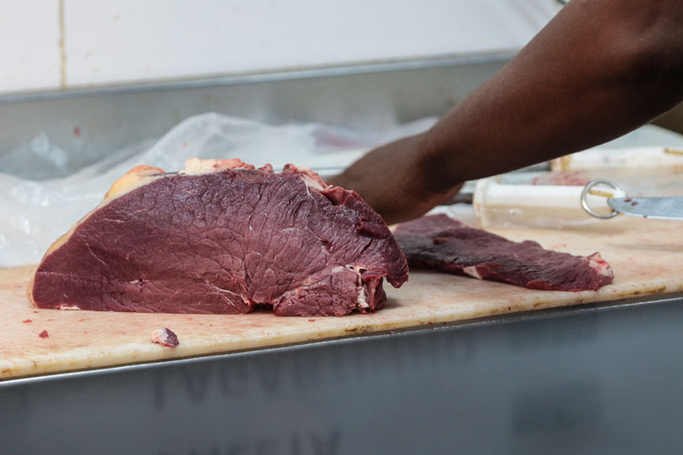 Carne bovina dispara e alta chega a quase 20% em JF 2 carne2 Fernando Priamo