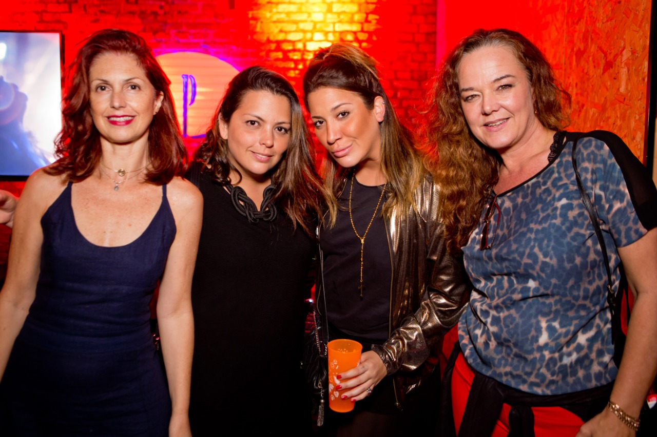 Gigi Marie, Lívia Paupério, Carol Machado e Patrícia Teixeira em noite de festa no Privilège Foto: Wanderson Monteiro