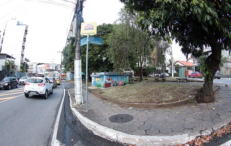 Câmara instala comissão para acompanhar adoção de bens públicos 1 Praça-Aprígio-Ribeiro-by-Fernando-Priamo