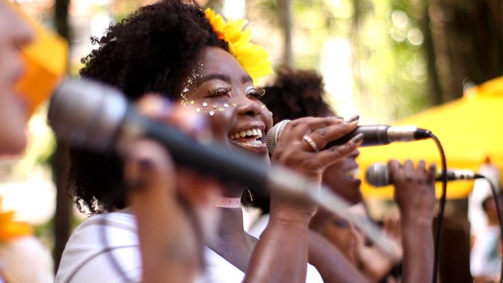 Guerreiras de Clara com muito Fuzuê no pré carnaval de JF