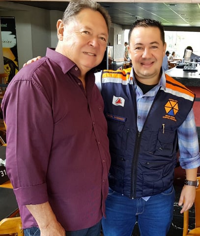 José Rocha e o coordenador adjunto estadual da Defesa Civil, tenente-coronel Flávio Godinho Pereira, no Trade Hotel 1 José Rocha e o coordenador adjunto estadual da Defesa Civil, tenente-coronel Flávio Godinho Pereira, no Trade Hotel