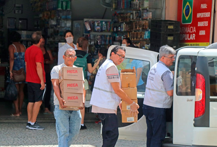Comércio deixa de funcionar nesta sexta-feira após decreto do Executivo 4 rua by leonardo costa6