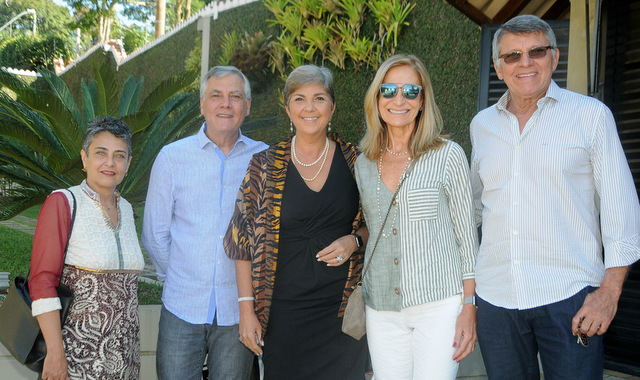 Salete Hallack, Dorival e Maria Luiza Barbosa Pinto, Sarah Lucas e Eduardo Passos de Souza Foto: André Ottoni