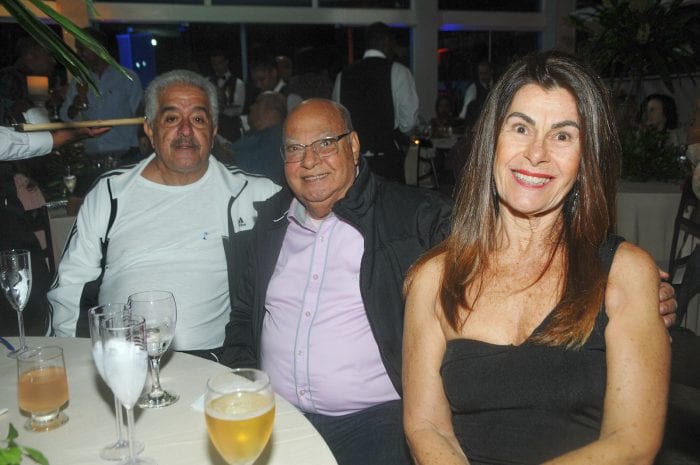 Roberto (Boizinho) Cândido, Paulo Ely e Regina Pereira 1 Roberto (Boizinho) Cândido, Paulo Ely e Regina Pereira Foto: Andréa Ottoni
