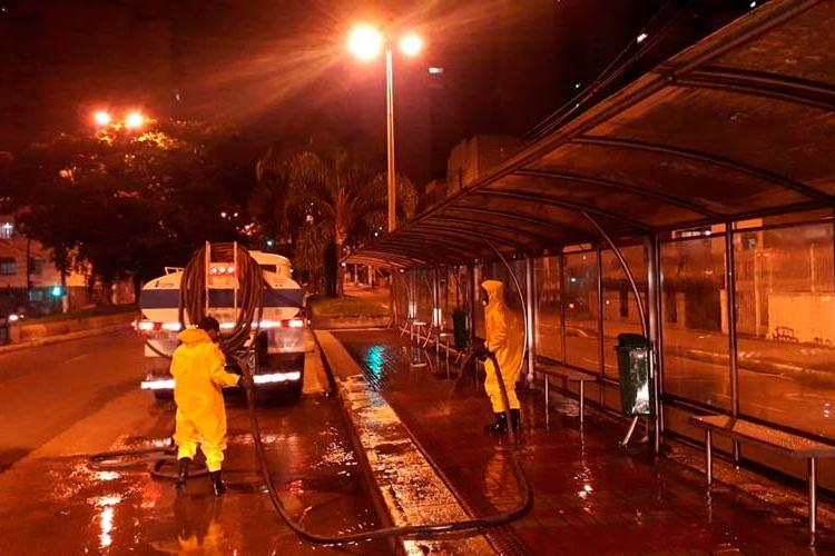 limpeza nos pontos de ônibus divulgação pjf