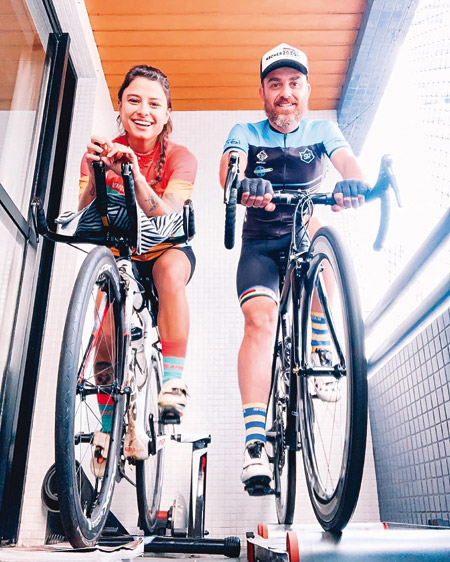 juliana e victor bike foto arquivo pessoal interna