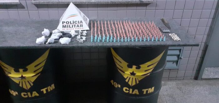 Drogas e armas são apreendidas em bairros da Zona Norte em curto intervalo 1 Santa Cruz