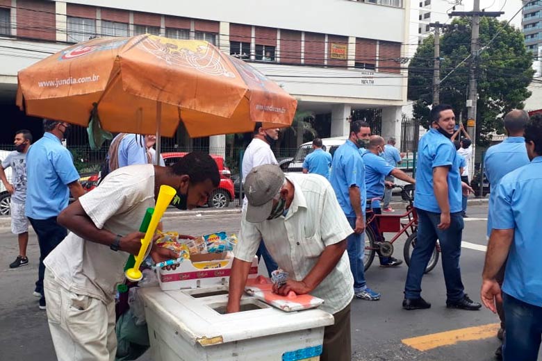 Terceiro dia de greve dos rodoviários começa em confusão 3 9 greve dos ônibus by leonardo costa
