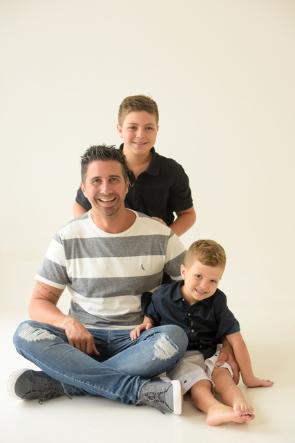 Alessandro Debortoli com os filhos Gabriel e Thiago(1)-001