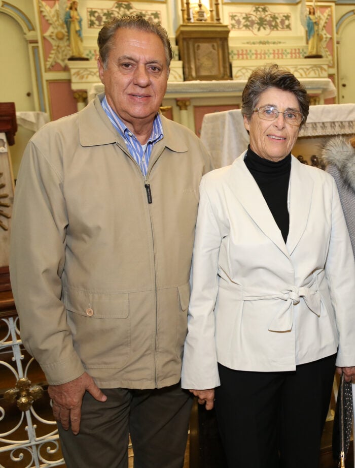 O aniversariante desta quinta, Arnaldo Villela de Andrade (com Lucimar) presidiu as comemorações dos 166 anos da Santa Casa 1 O aniversariante desta quinta, Arnaldo Villela de Andrade (com Lucimar) presidiu as comemorações dos 166 anos da Santa Casa