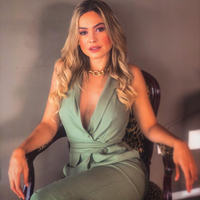 A sensualidade de Yasmin Marinho, juiz-forana que integra o 'casting' de bailarinas do "Domingão do Faustão" 3 Eles Acontecem: A nutricionista e terapeuta ortobiomolecular Nathália Braga tem se destacado com seu trabalho na Internet de empoderamento feminino. Os vídeos e palestras abordam temas como "Mulheres que amam demais", "Fique solteira", entre outros. Segundo Nathália, "tenho o dom de empoderar mulheres e sou muito grata ao universo e a Deus pela possibilidade de ser ponte para tantas. A mulher poderosa está dentro de cada uma. É necessário apenas despertá-la".