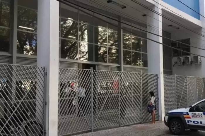 Segundo acusado por matar homem a pedradas em Juiz de Fora é condenado a 21 anos