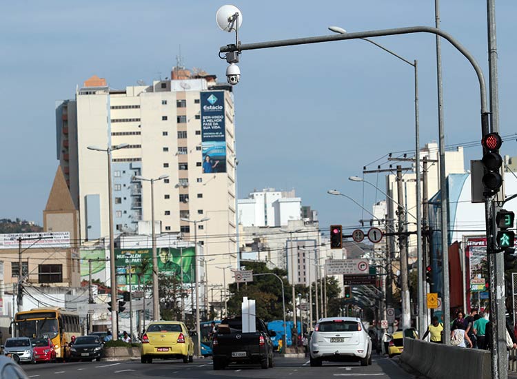 Câmeras trânsito settra fernando priamo arquivoTM
