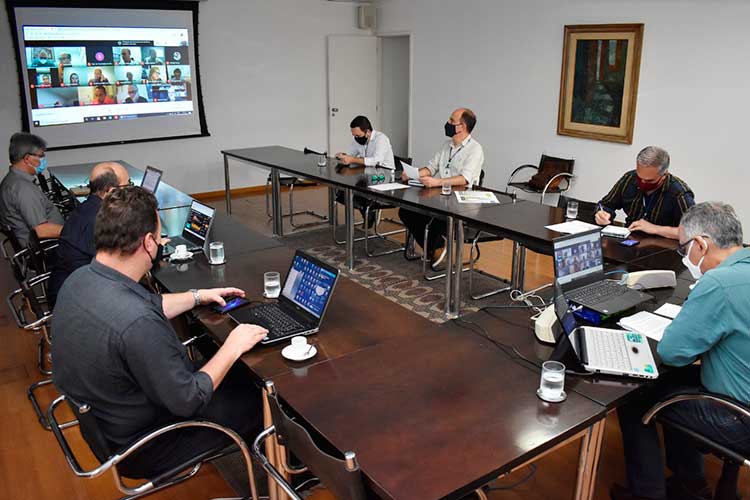 reuniao comite covid by prefeitura de juiz de fora