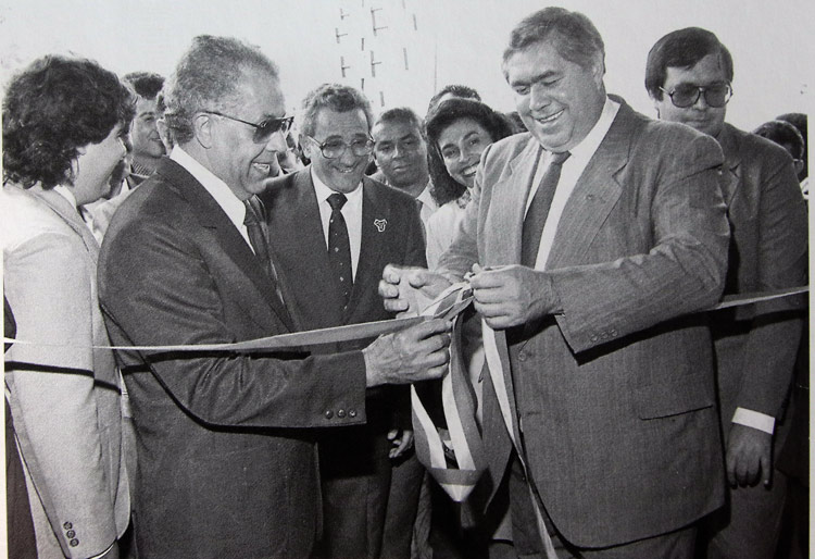 Inauguração da nova sede do grupo solar jun 88 Jorge Couri e Roberto Fulgêncio 5