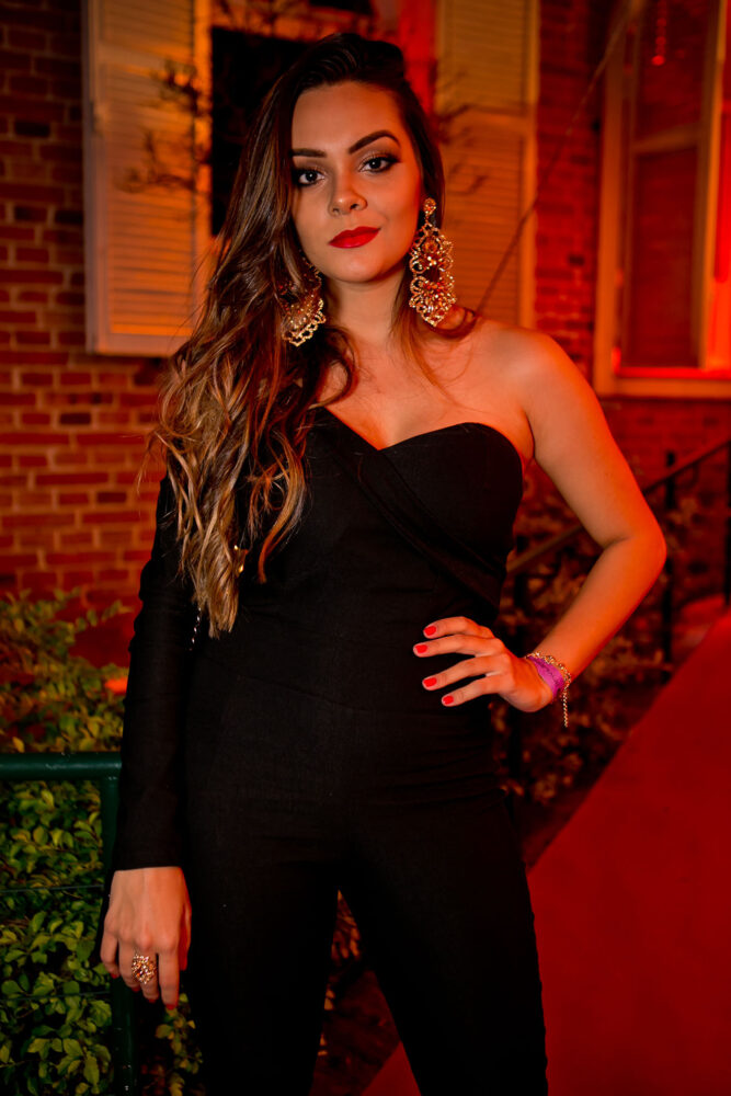 Um 'flash' na elegância de Vitória Novais 1 Um 'flash' na elegância de Vitória Novais Foto: Wanderson Monteiro