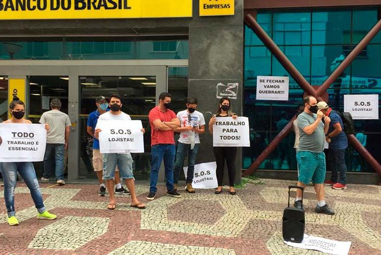 manifestação comerciantes fernandopriamo