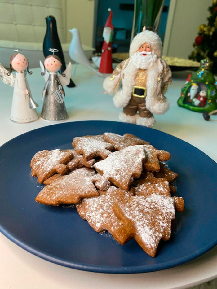 Aprenda a fazer biscoito de gengibre natalino para a sua ceia