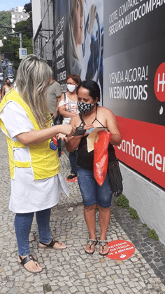 Farmácia Central promove blitz para conscientizar sobre uso racional de medicamentos 1 foto legenda farmaceutico interna