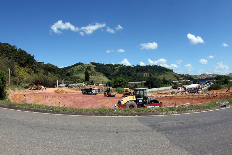 AMG 3085 OBRAS ALÇA DE ACESSO TREVO fernando priamo 3