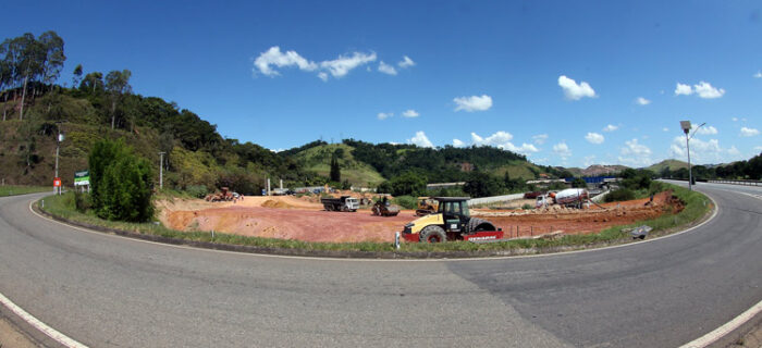 AMG 3085 OBRAS ALÇA DE ACESSO TREVO fernando priamo 3 interna