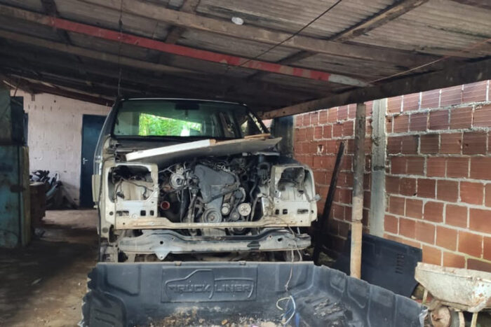 Polícia Civil desmantela esquema de desmanche de carro em Juiz de Fora 1 desmanche by pcmg