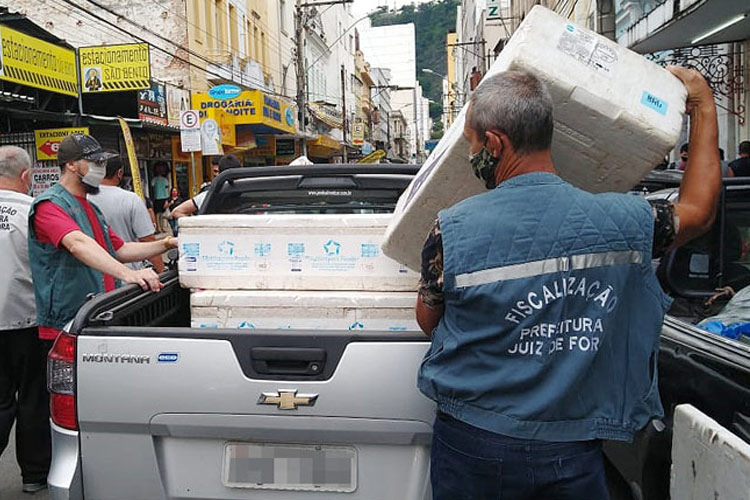 PJF apreende cem quilos de frutos do mar comercializados irregularmente 1 fiscalizaçao pjf