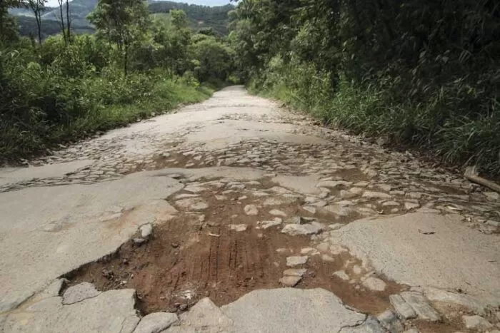 ibitipoca buraco estrada fernandopriamo