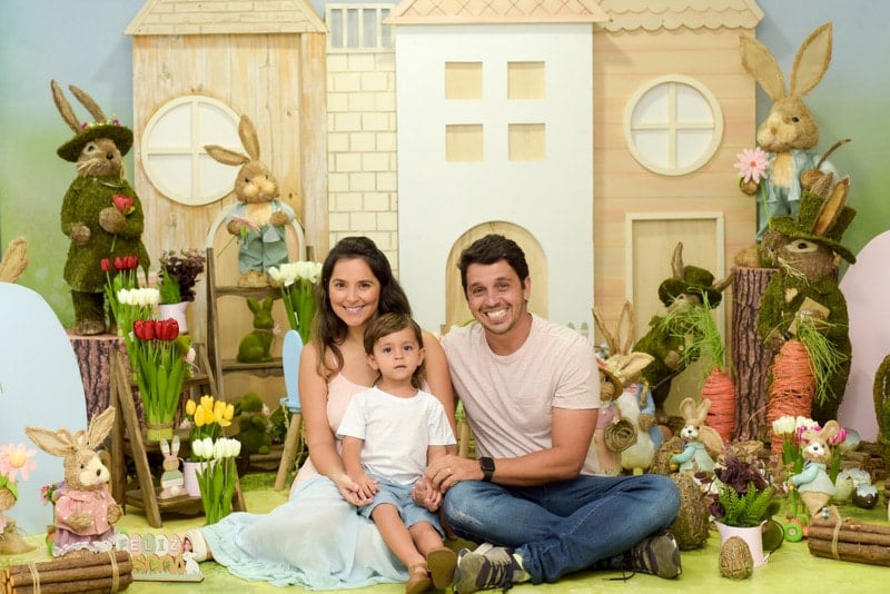 Danielly Cristina Moreira Santos Leite e Lucas de Castro Leite com o filho João Lucca de Castro Leite dos Santos
