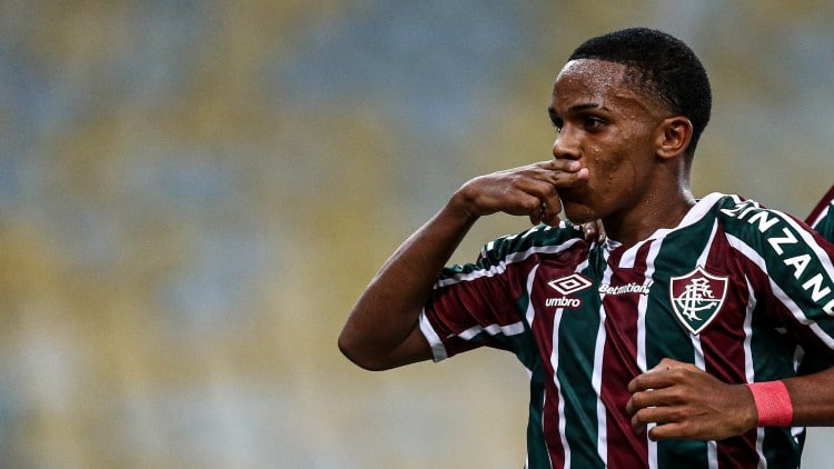 kayky-fluminense-a-palo-seco-by-lucas-merçon-divulgação