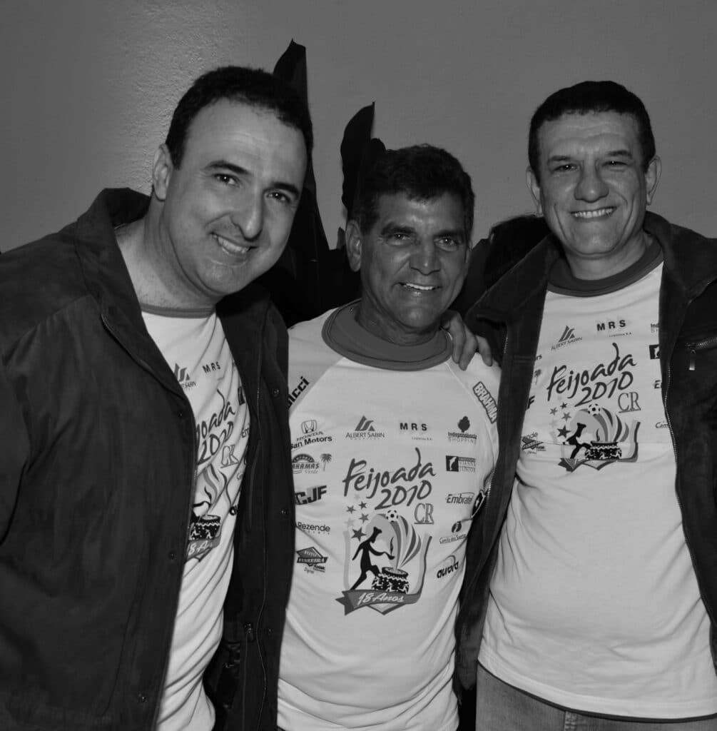 CR 117 Ze Guilherme Rildo Edgard Feijoada 2010 Foto Mega Zap Nao sei se e para o Flash Back