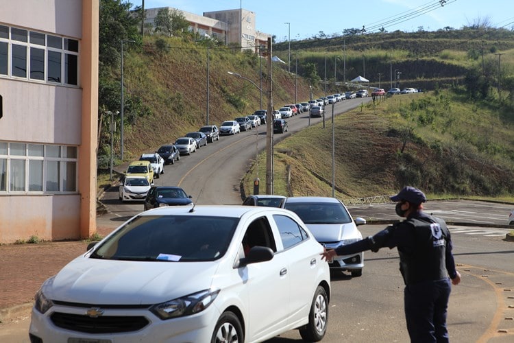 Vacinacao UFJF fernando priamo 3