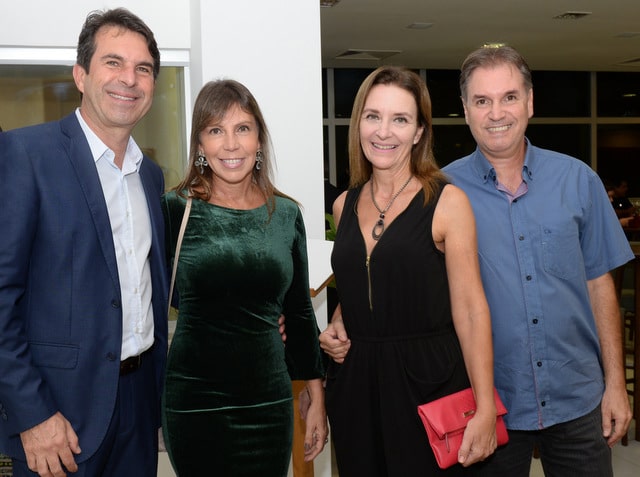 Rodrigo e Lúcia Peixoto, Heloísa e Ricardo Baraky, antes da pandemia Foto: Wólmer Monteiro