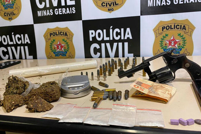 Dois são presos em ações contra o tráfico de drogas no São Pedro 1 apreensao drogas