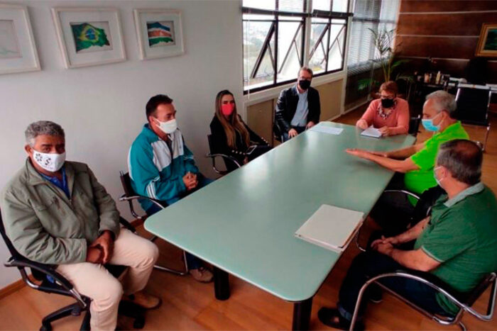PJF nega ter tratado sobre suspensão do projeto de transformação do Demlurb em estatal 1 reuniao pjf sinserpu 1