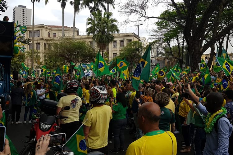 manifestação 7 de setembro - leonardo costa