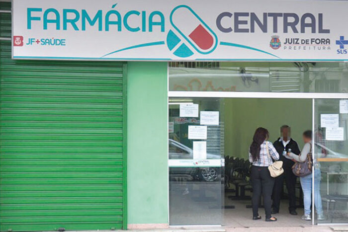 farmacia central by fernando priamo