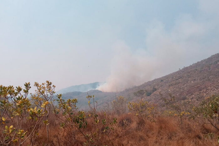 incendio serra sao jose divulgacao bombeiros