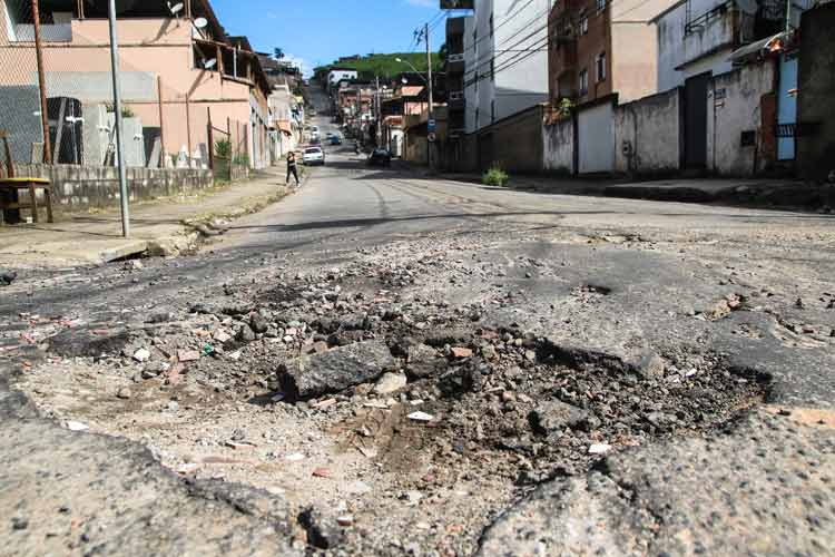 rua-joao-moreira-by-fernando-priamo