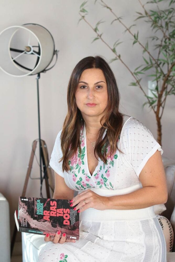 Daniela Arbex lança livro sobre a tragédia de Brumadinho 1 daniela