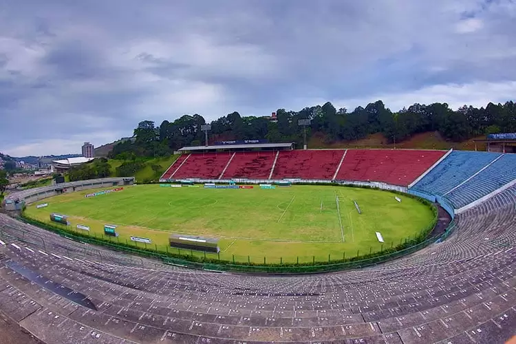 Estadio Municipal fernando priamo 4