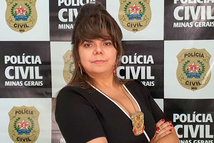 delegada geral Flavia Mara Camargo Murta divulgacao PC