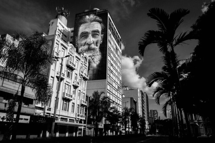 Empena Edificio Juiz de Fora final graos