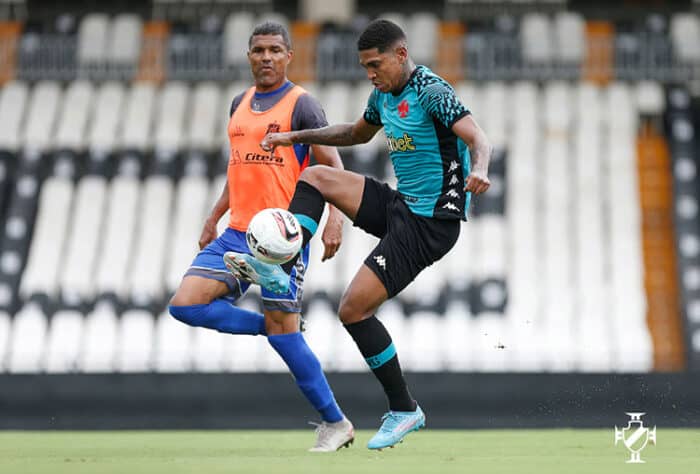 Atacante Raniel é uma das esperanças de gol do Vasco nesta Série B