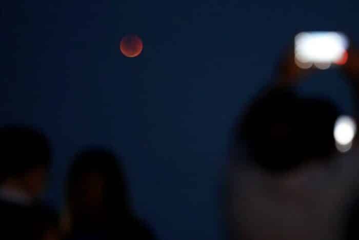 Lua de Sangue: fenômeno raro poderá ser visto neste domingo no Brasil 1 Lua de Sangue foto Fernando Frazao Agencia Brasil
