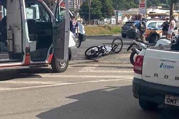 Adolescente sofre acidente de moto em Vicinal Iacri/ Bastos